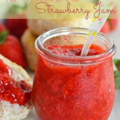 Use your fresh summer berries to make this quick and easy 15-minute jam! #recipe #strawberries