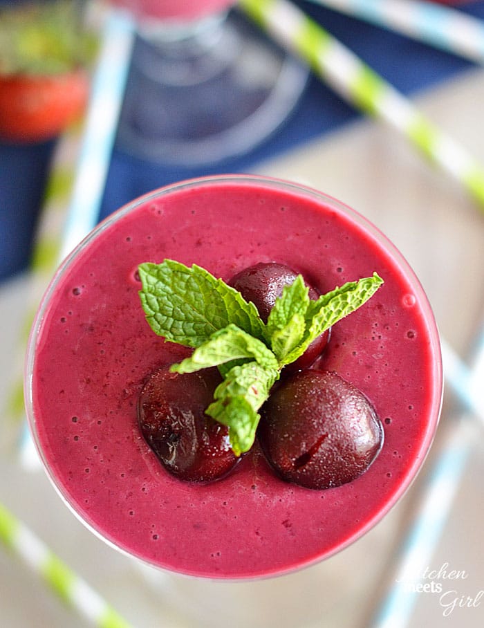 This healthy breakfast cherry berry smoothie is packed full of nutrition, with Naked Power Garden berry veggie juice, black cherry Greek yogurt, fresh frozen cherries, and a bit of honey for sweetener. #recipes #smoothie #cherry