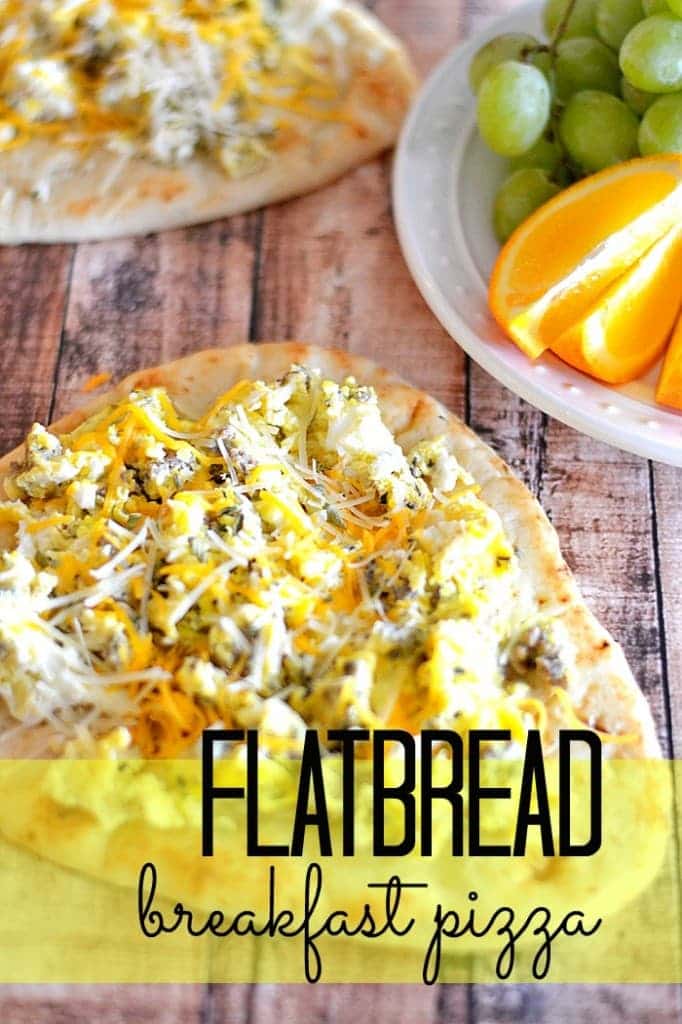 The perfect way to start the morning – flatbread pizza for breakfast! Serve with fresh fruit for a well-rounded breakfast. #recipe #breakfast #egg