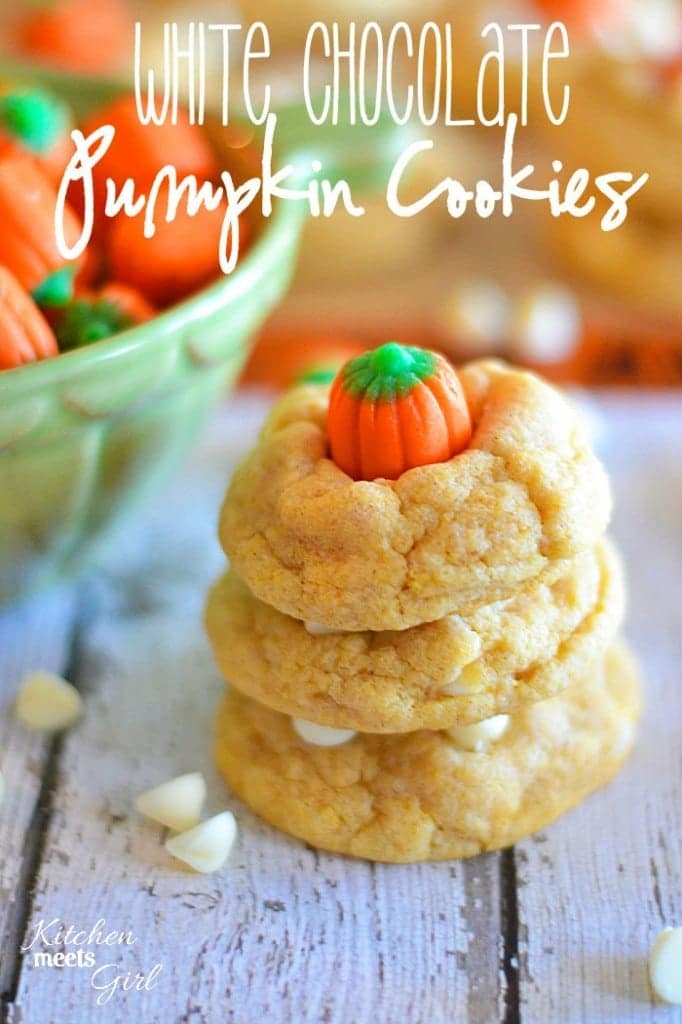 White Chocolate Pumpkin Cookies from www.kitchenmeetsgirl.com - using pudding mix makes these cookies so soft and fluffy you won't be able to stop eating them! #recipes #cookies