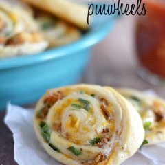With just five ingredients, these Fiesta Pinwheels are the perfect game day appetizer!