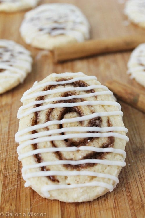 Cinnamon-Roll-Cookies2-1-2