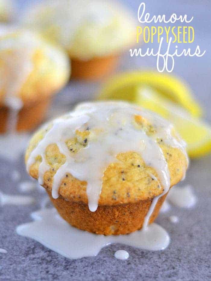 Bakery-Style Lemon Poppyseed Muffins